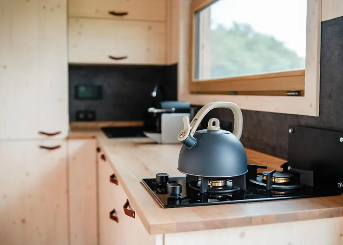 Glamping Meze Lodge *
